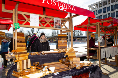 praznični sejem in prihod dedka mraza (35)